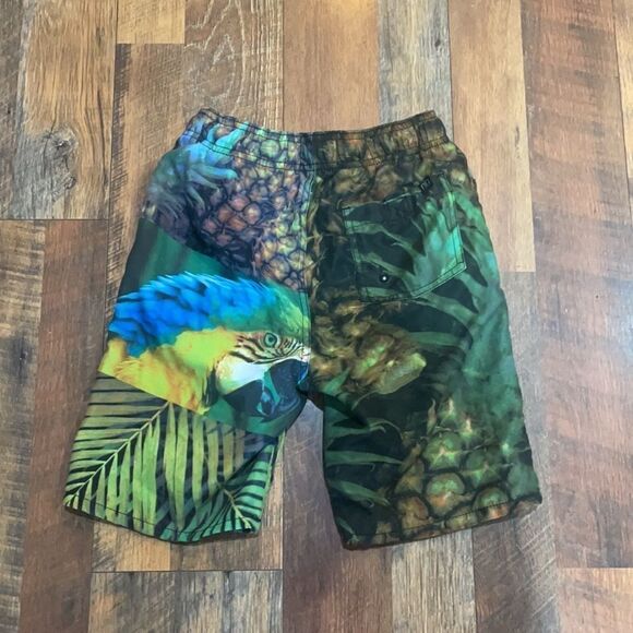 West Elm 49 swim trunks 11/12 (4669) - Picture 3 of 7